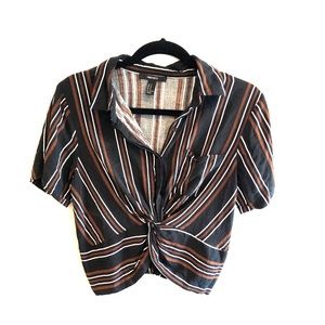 Retro collared crop top